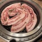 ユッケ 焼肉 生サムギョプサル 手打ち冷麺 ハヌリ - 