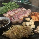 サムギョプサルと韓国料理 コギソウル - 