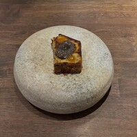 余白 - トリュフと柚子のケークサレ　チョリソー　杏