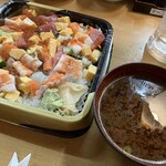 Sushi Izakaya Yataizushi - 海鮮バラちらし