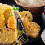 Chicken tempura & seasonal vegetable Tempura set meal