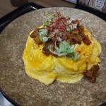 Meat omelette fried rice