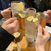 肉汁餃子と190円レモンサワー しんちゃん アメ村店