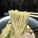 鶏ｓｏｂａ 座銀  - 麺リフトアップ