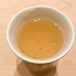 鮨 龍次郎 - シラウオの茶碗蒸し、梅餡がけ