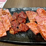 Yakiniku Horumon Izumi - 