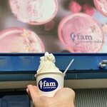 Fam icecream station - 