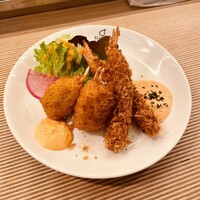ビストロカラト - 海老フライと蟹爪の盛合せ　タルタルソース添え