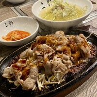 焼肉&手打ち冷麺 二郎 KANAYAMA - 
