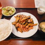 龍祥軒 - ナスと豚肉炒め定食