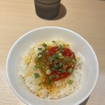 中華そば 須紗 - 濃厚な味を楽しめる漬け卵黄飯