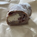 アンキュイ - 三日月のパン、断面