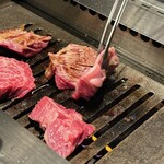 和牛焼肉と極上牛タン THE BLACK BULL CLUB - 