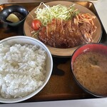 Doraibuin Ooban - 豚ロース生姜焼き定食　　　1100円