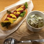 肉のいとう - 牛たんソーセージドッグ 780円