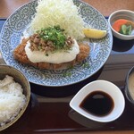 こだわりとんかつ あぢま - 納豆おろしとんかつ定食