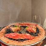 炭火焼肉 にく式 - 