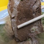 味心 - 崩れそうにホロホロな角煮