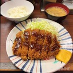 かつ進 - とんかつ定食