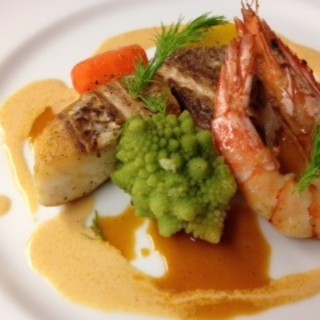 全国から届くお魚を日替わりメニューで