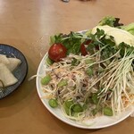 序ノ口 - 2024/03/31
ハンバーグ黒カレーセット 大盛 980円
✳︎サラダ、味噌汁、漬物付き