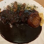 序ノ口 - 2024/03/31
ハンバーグ黒カレーセット 大盛 980円
✳︎サラダ、味噌汁、漬物付き