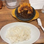 ホットスプーン - とんかつカレー ¥950