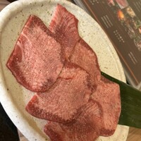 焼肉 しゃぶしゃぶ 石田屋。 北野坂店 - 
