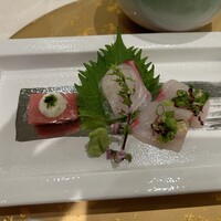 ホテル日航福岡 - 桜鯛と本マグロの山かけ