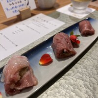 月。 - 