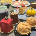 モンレーヴ - 『MCC』
      『MCC(赤)』
      『パンプキン』
      『ミルフィーユフレーズ』
      『パリうまでシュー』