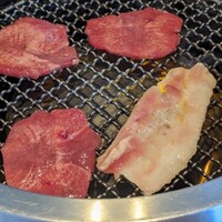 焼肉 ギュウトピア - 