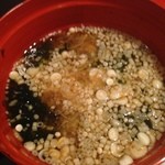 虎白 - 2013年12月訪問時：お味噌汁
