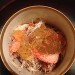 虎白 - 2013年12月訪問時：香箱蟹、殻の蓋を開けると…