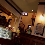 カルチェ・ラタン - 温かみのある店内☆