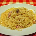 イタリア食堂TOKABO - カルボナーラ中盛り