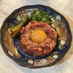 もみだれ焼肉 獅子楼 - 神戸牛 炙りユッケ