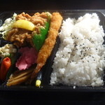 富屋寿司 - からあげ弁当　500円