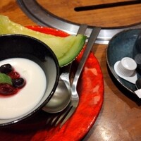 焼肉トラジ - 