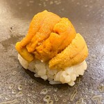 Kagurazaka Sushi Yasaka - 馬糞うに