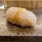 Kagurazaka Sushi Yasaka - 白エビ