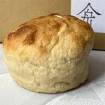 人舟 - 酒粕酵母桜あんぱん　320円