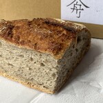 人舟 - ジャスミン茶酵母カンパーニュ　300円