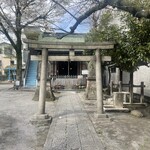 鳥三 - 近くの神社！