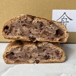 人舟 - いちごパン　400円　断面