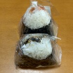 銀むすび - 葉唐辛子と辛子明太子のおにぎり
