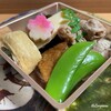 日本料理 新茶家 - 牛肉の鋤煮に蕨の信田巻