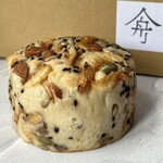 人舟 - レモン酵母えびたね　320円