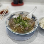 ラーメン 天 - Bセット (ラーメン、ライス、餃子(7コ入)) 950円 