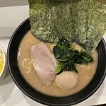 かわむら家 - 味玉ラーメン